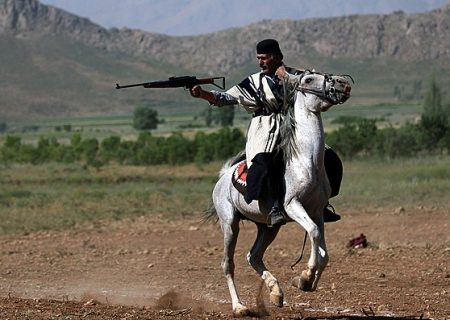 خرم آباد میزبان مسابقات قیقاچ و تیراندازی روی اسب می شود