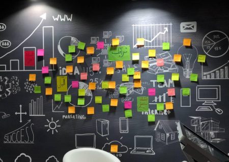 فناوری دیجیتال: دریچه‌ای به اشتغال جوانان دورود